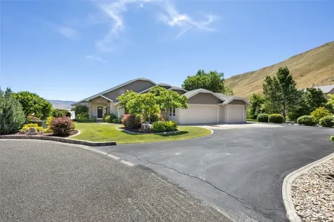 2985 Eastview Lane Wenatchee WA 98801