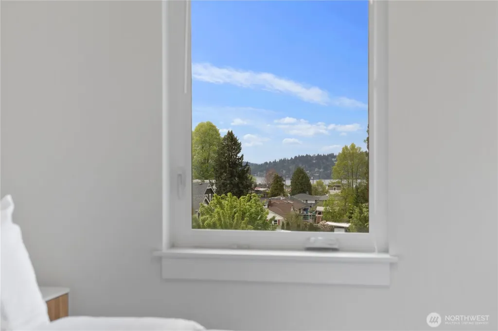 11451 80th Place S Seattle WA 98178