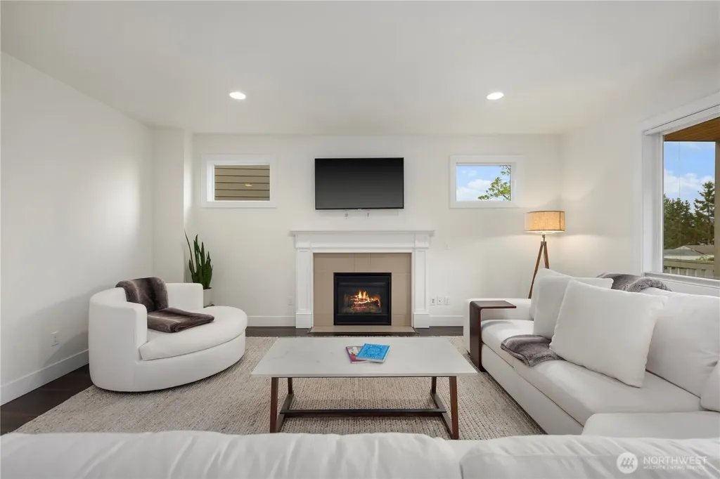 11451 80th Place S Seattle WA 98178
