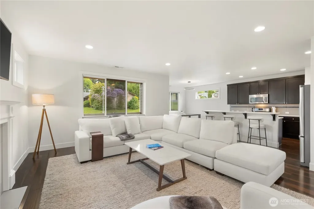 11451 80th Place S Seattle WA 98178