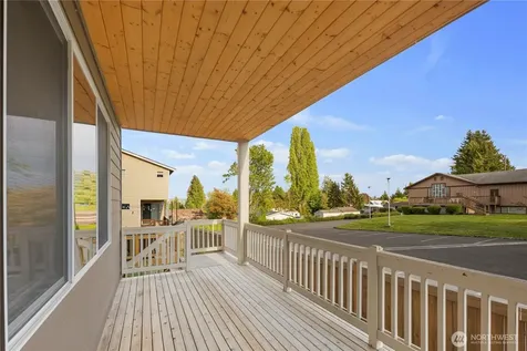 11451 80th Place S Seattle WA 98178