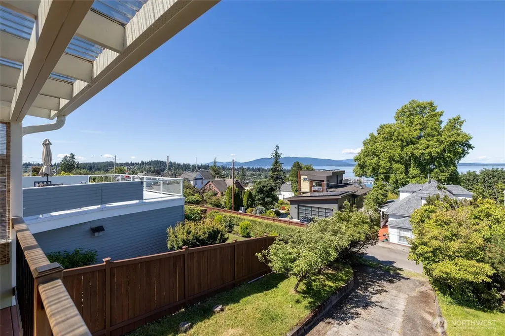 930 16th Street Bellingham WA 98225