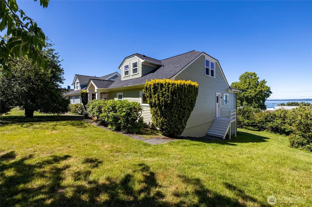930 16th Street Bellingham WA 98225