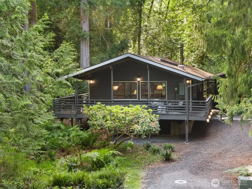 151 E Nantucket Road Shelton WA 98584