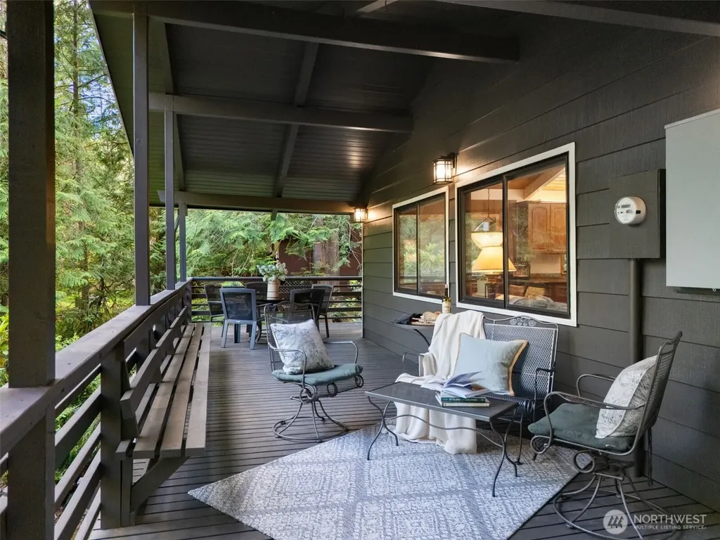151 E Nantucket Road Shelton WA 98584