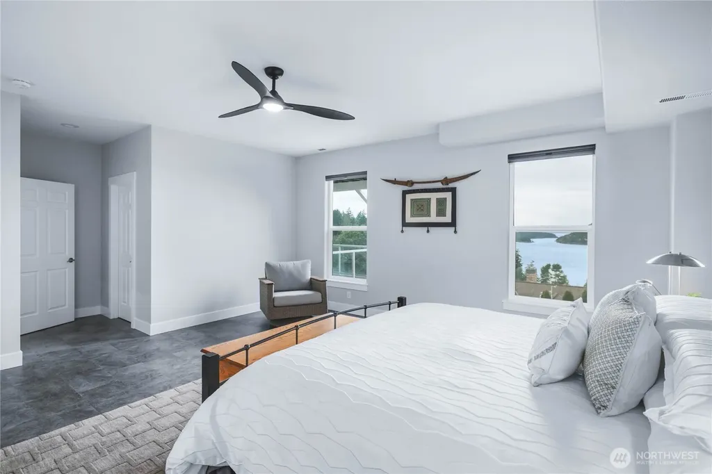 4122 Ellisport Place Anacortes WA 98221