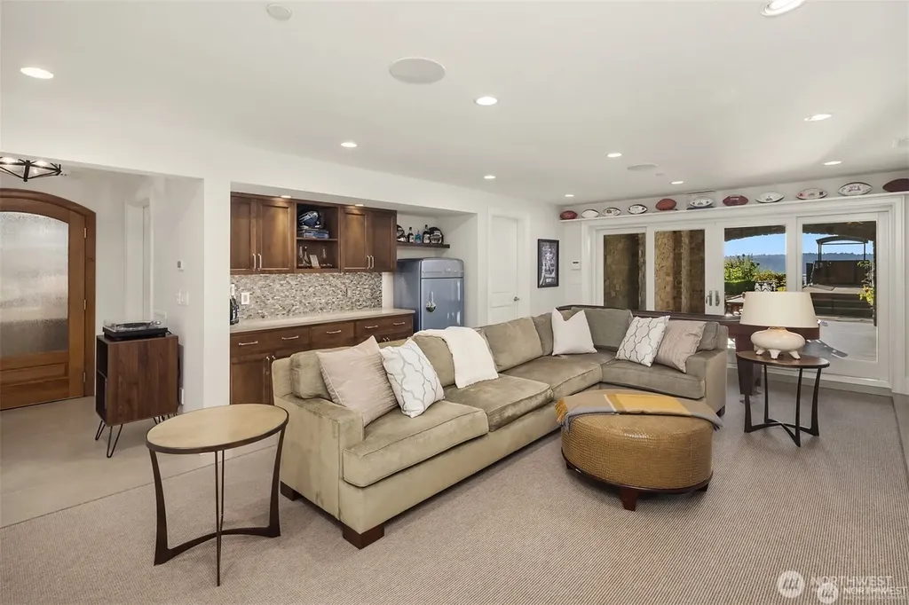 2409 Evergreen Point Road Medina WA 98039