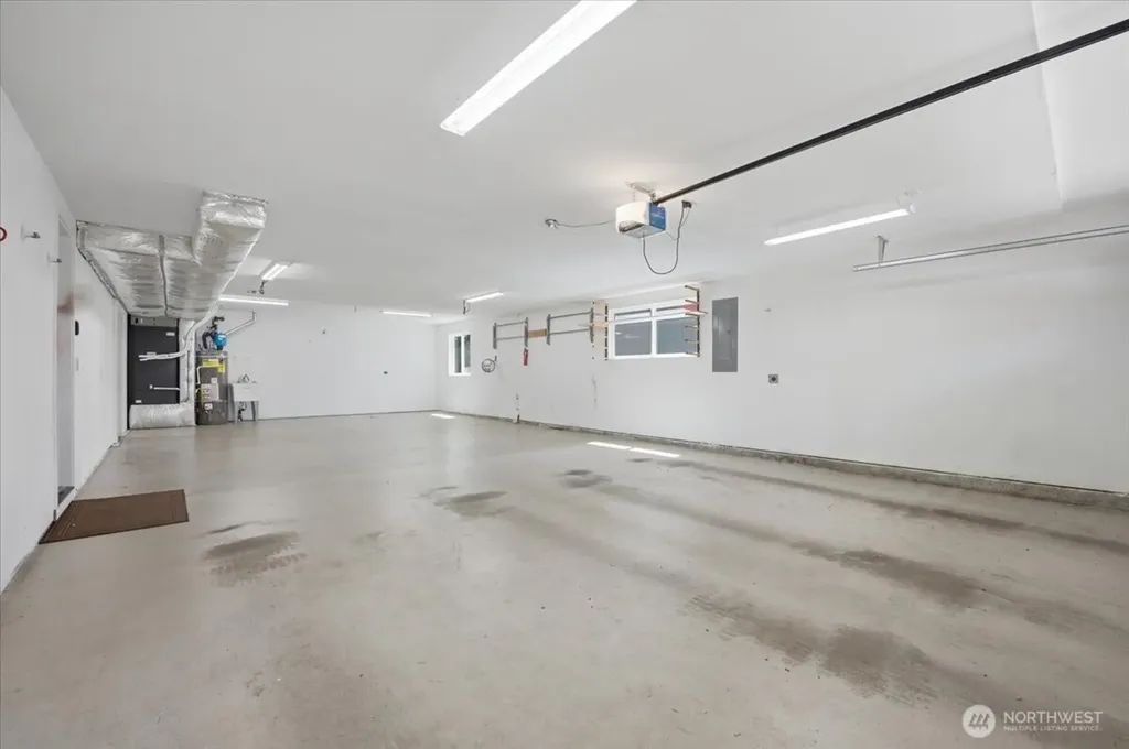 6220 145th Street NE Redmond WA 98052
