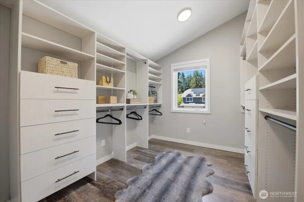 6220 145th Street NE Redmond WA 98052