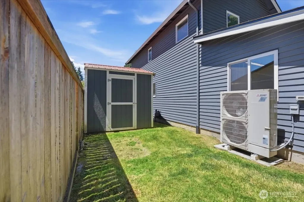 6220 145th Street NE Redmond WA 98052