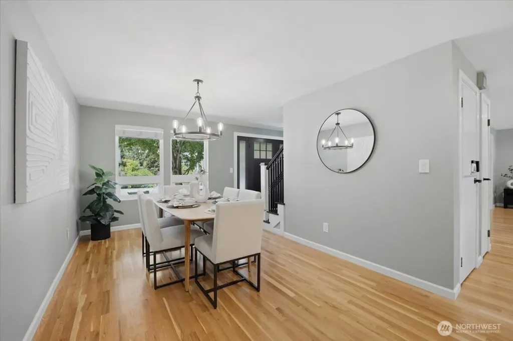 6220 145th Street NE Redmond WA 98052