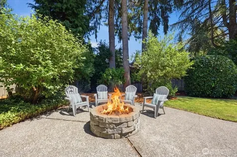 6220 145th Street NE Redmond WA 98052