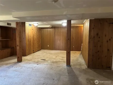 15833 15th Avenue NE Shoreline WA 98155