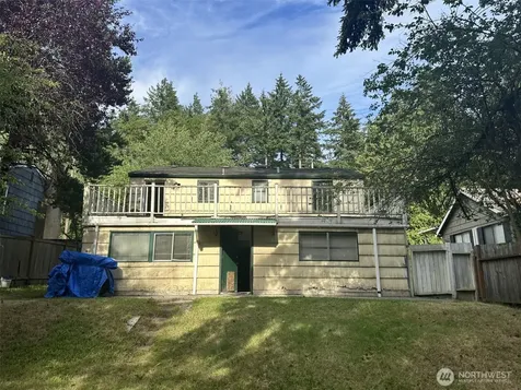 15833 15th Avenue NE Shoreline WA 98155
