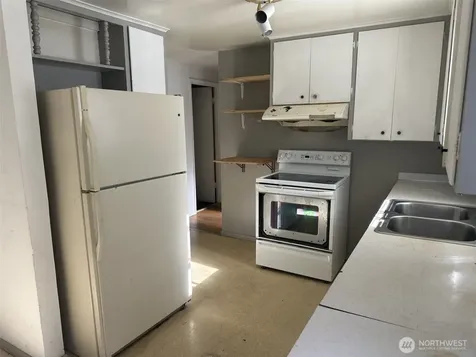15833 15th Avenue NE Shoreline WA 98155