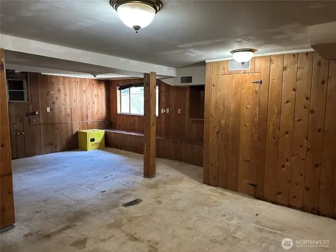 15833 15th Avenue NE Shoreline WA 98155