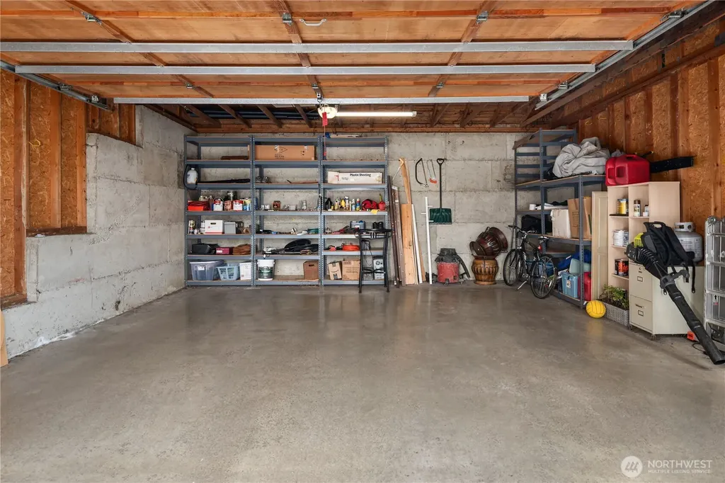2240 W Lake Sammamish Pkwy NE Redmond WA 98052
