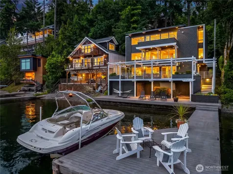 2240 W Lake Sammamish Pkwy NE Redmond WA 98052