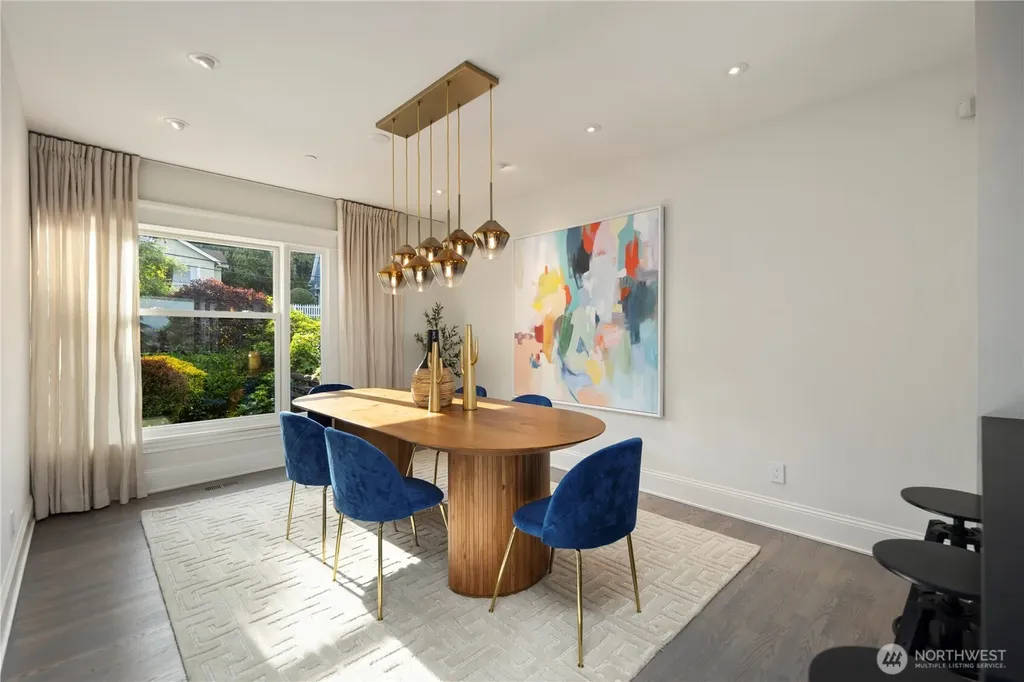 1618 37th Avenue Seattle WA 98122