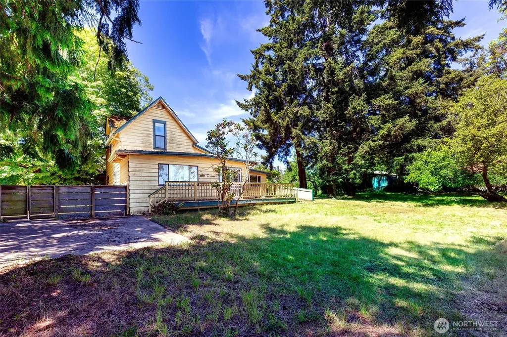 820 Guard Street Friday Harbor WA 98250