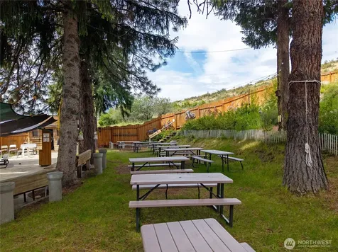 28 Highway 20 Highway Winthrop WA 98862