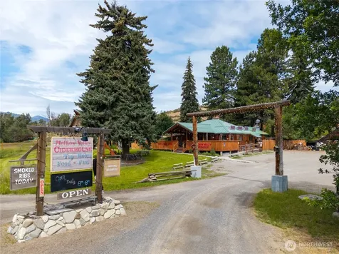 28 Highway 20 Highway Winthrop WA 98862