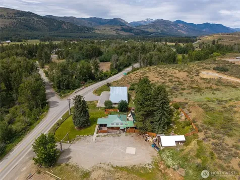 28 Highway 20 Highway Winthrop WA 98862