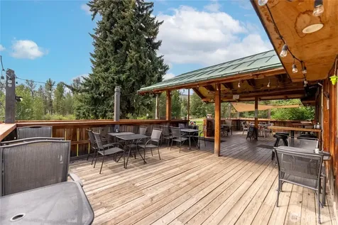 28 Highway 20 Highway Winthrop WA 98862