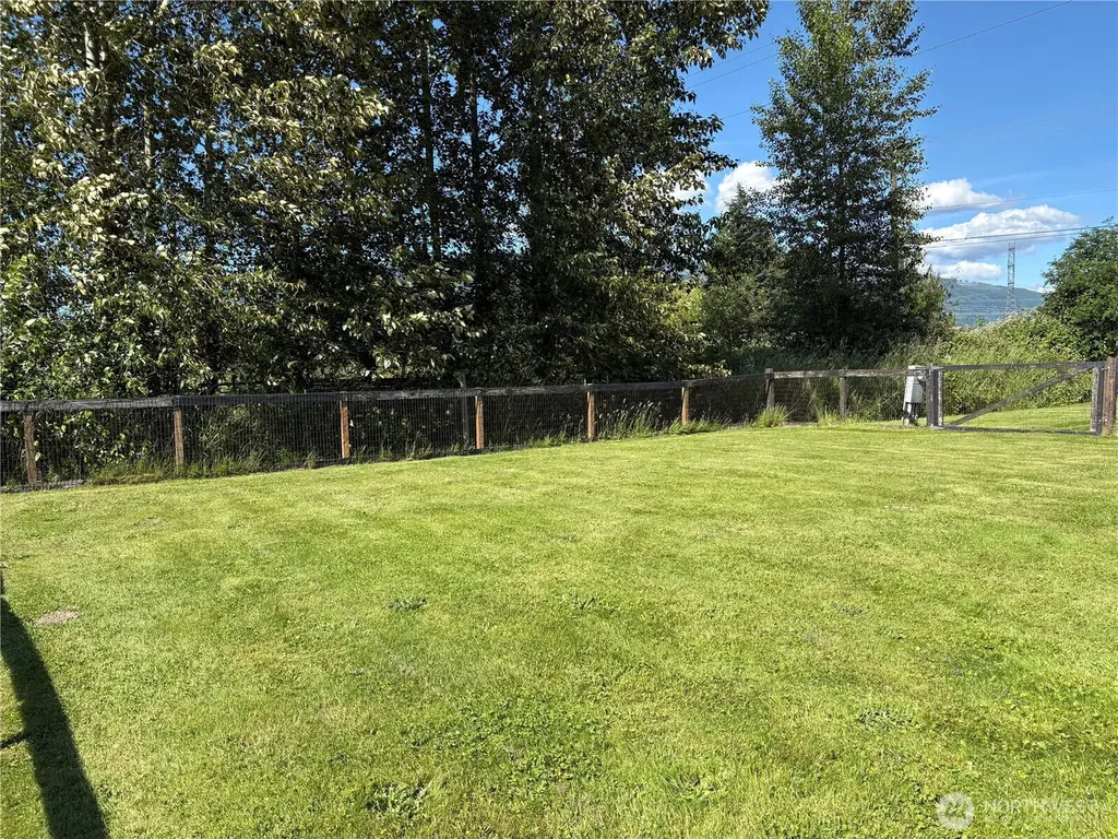 24681 Fruitdale Road Sedro Woolley WA 98284