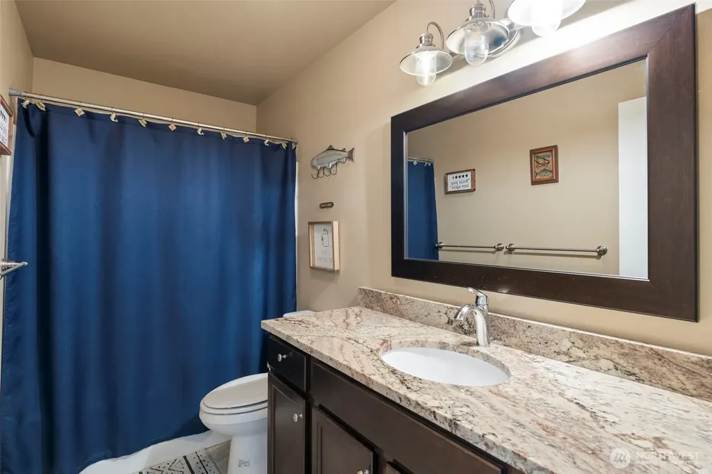 2217 Sirkka Avenue Centralia WA 98531