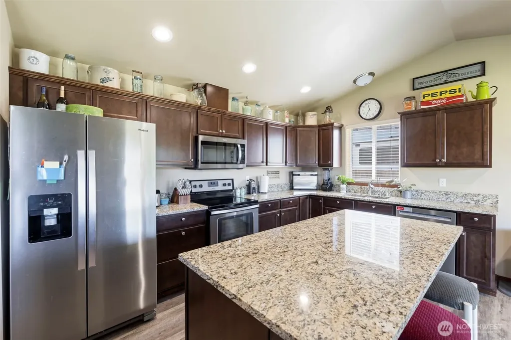 2217 Sirkka Avenue Centralia WA 98531