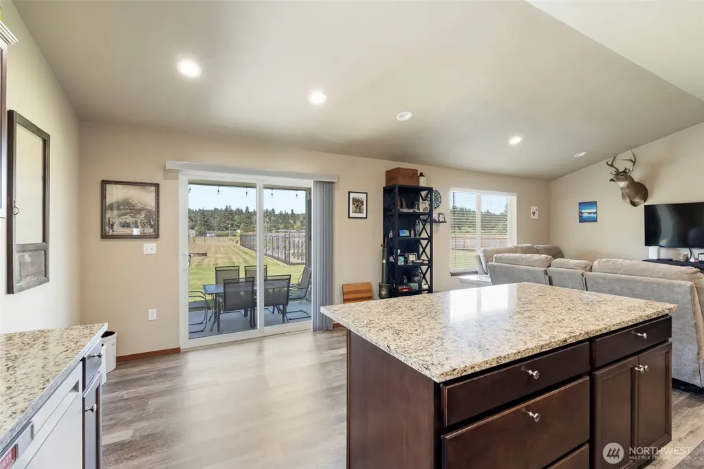 2217 Sirkka Avenue Centralia WA 98531