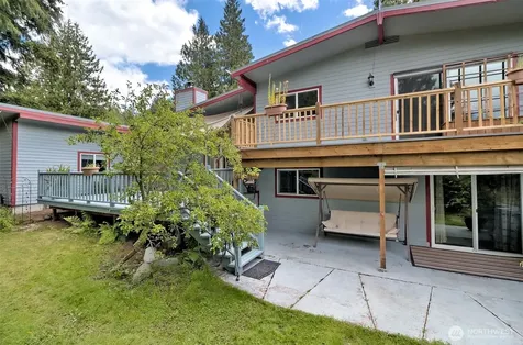 18701 10th Avenue NE Poulsbo WA 98370