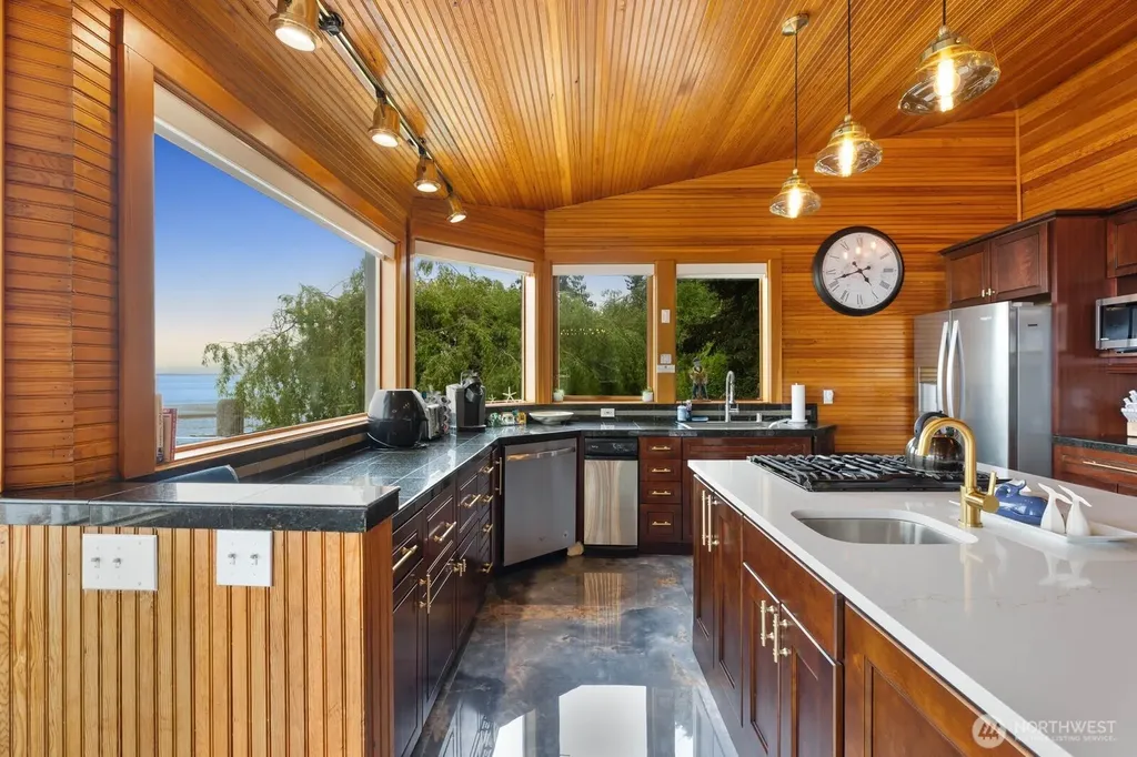 3364 Bultman Lane Oak Harbor WA 98277