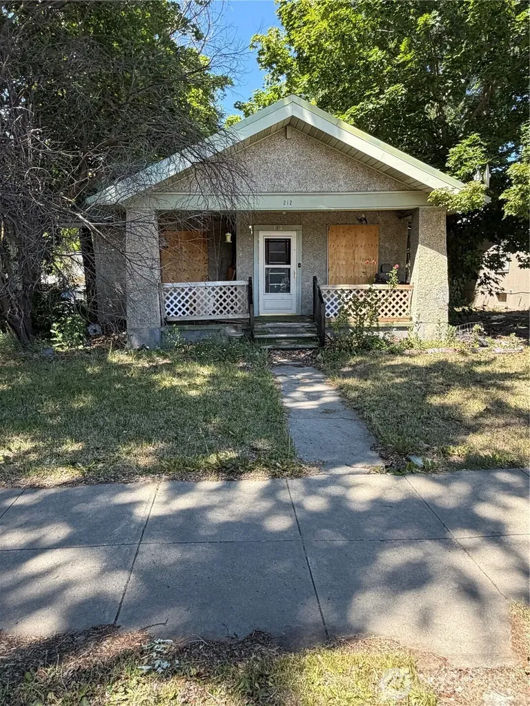 212 Ash Street S Omak WA 98841