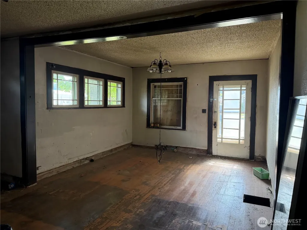 212 Ash Street S Omak WA 98841