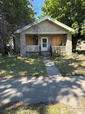 212 Ash Street S Omak WA 98841