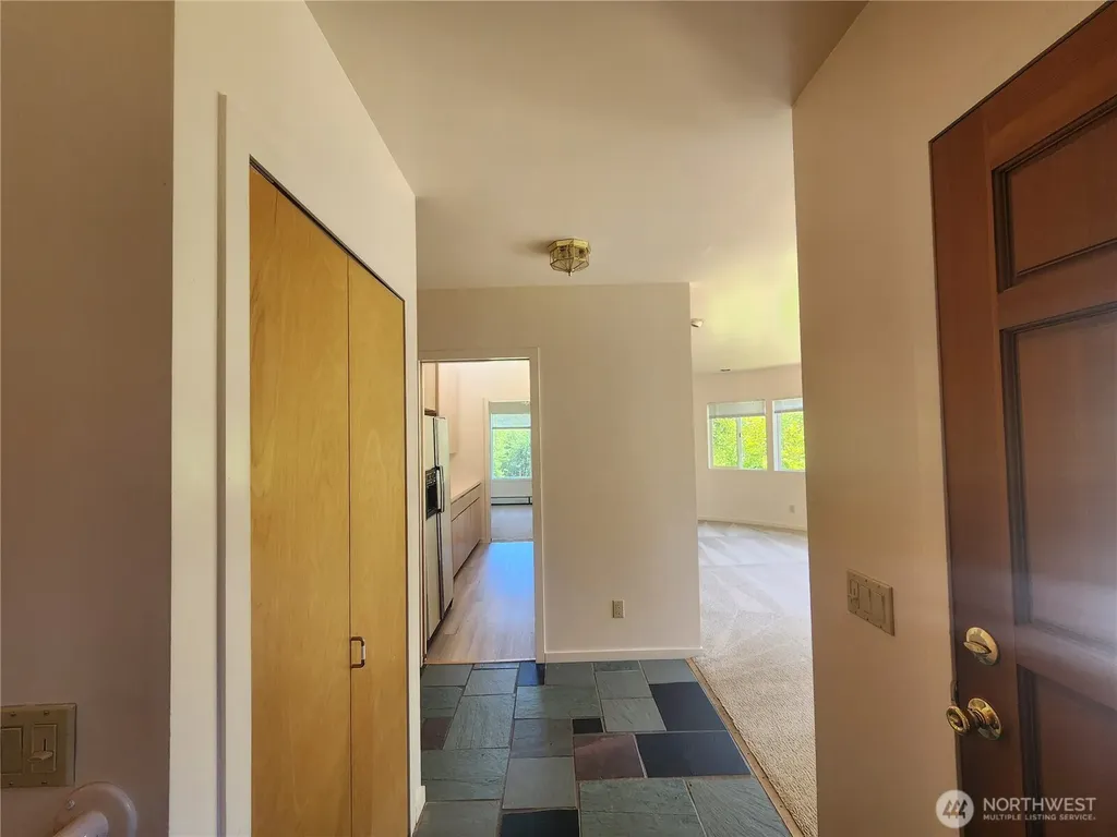 10336 NE Knight Road Bainbridge Island WA 98110