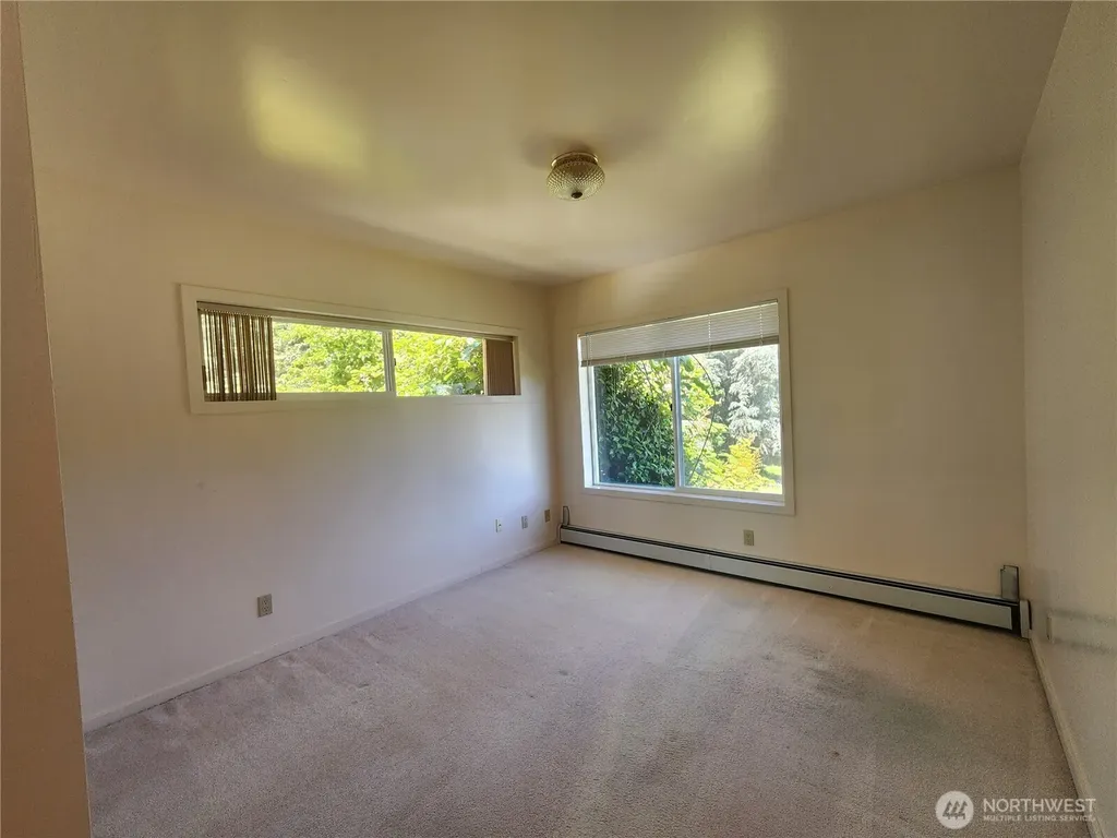 10336 NE Knight Road Bainbridge Island WA 98110