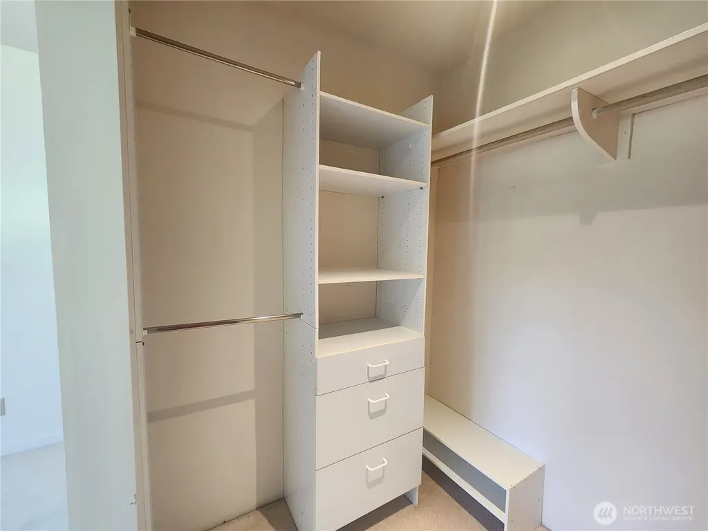 10336 NE Knight Road Bainbridge Island WA 98110