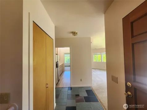 10336 NE Knight Road Bainbridge Island WA 98110