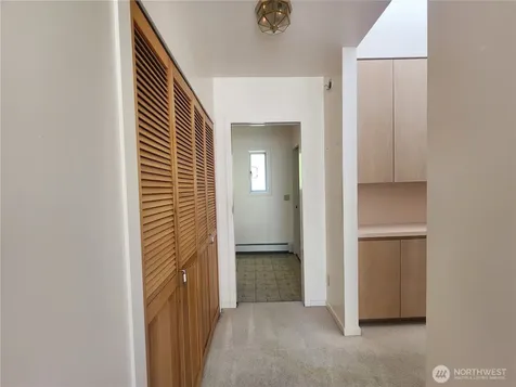10336 NE Knight Road Bainbridge Island WA 98110