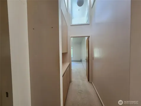 10336 NE Knight Road Bainbridge Island WA 98110