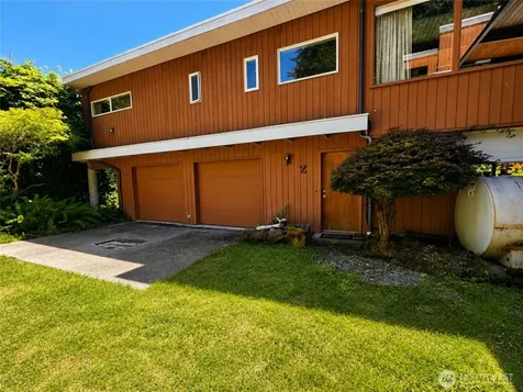 10336 NE Knight Road Bainbridge Island WA 98110