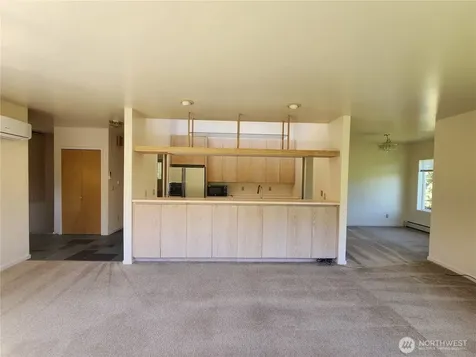 10336 NE Knight Road Bainbridge Island WA 98110