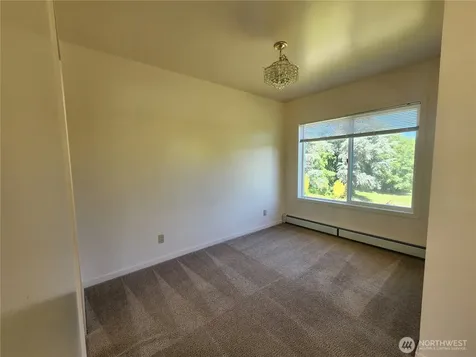 10336 NE Knight Road Bainbridge Island WA 98110
