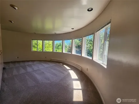 10336 NE Knight Road Bainbridge Island WA 98110
