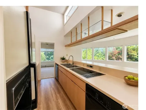 10336 NE Knight Road Bainbridge Island WA 98110