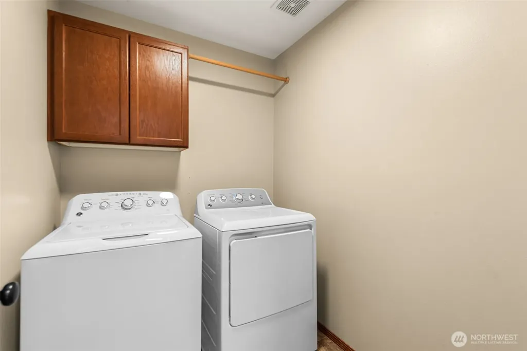 2691 Semolina Loop East Wenatchee WA 98802