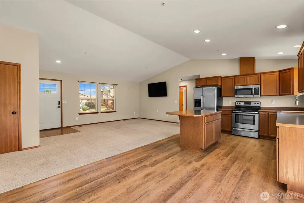 2691 Semolina Loop East Wenatchee WA 98802